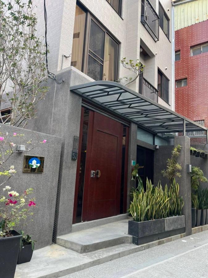 Hotel Fu'S House 52 Tainan Exterior foto